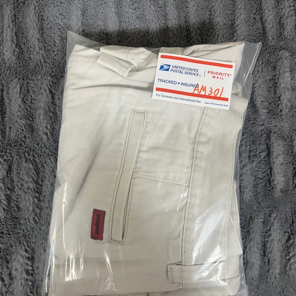 Patagonia Organic Cotton Cargo Shorts Mens 34 Khaki Herringbone Outdoor Casual - Picture 11 of 11